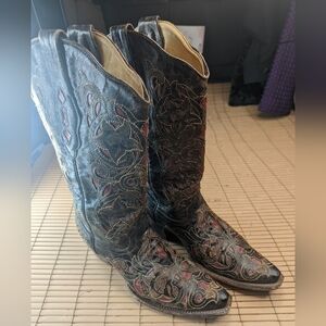 Ladies Corral Boots A1951 Black~Cognac~Red Goat leather Laser cut-outs, Snip Toe